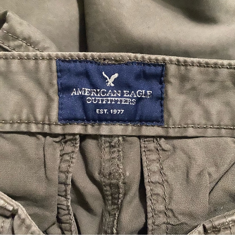 NEW American Eagle Green Slim Straight Khaki Chino Pants - Picture 4 of 6